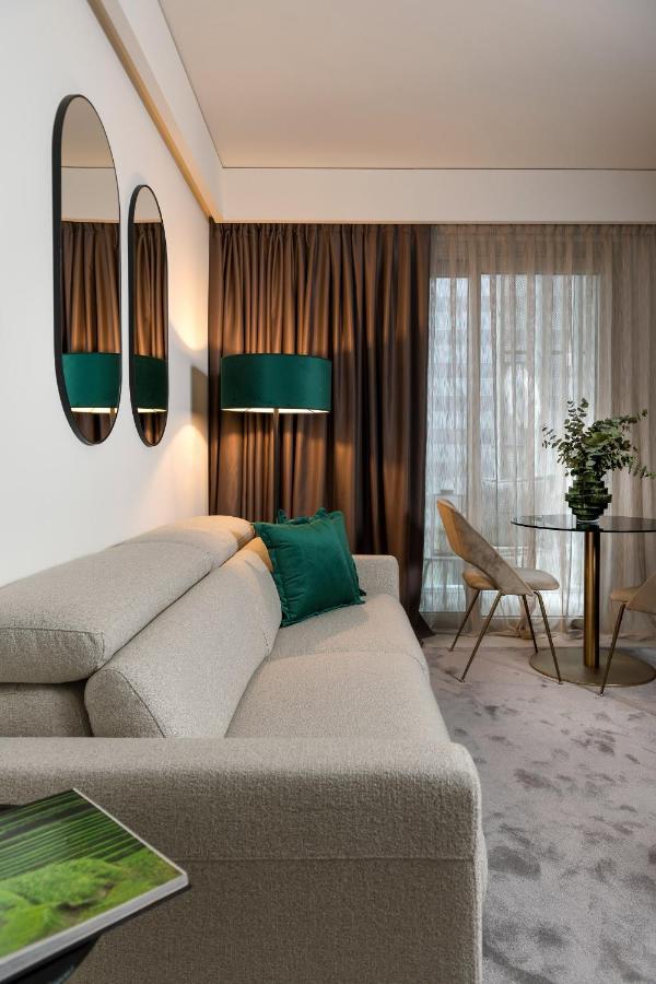 We Me Suite Hotel Ριτσόνε Εξωτερικό φωτογραφία