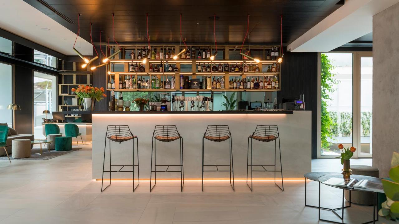 We Me Suite Hotel Ριτσόνε Εξωτερικό φωτογραφία